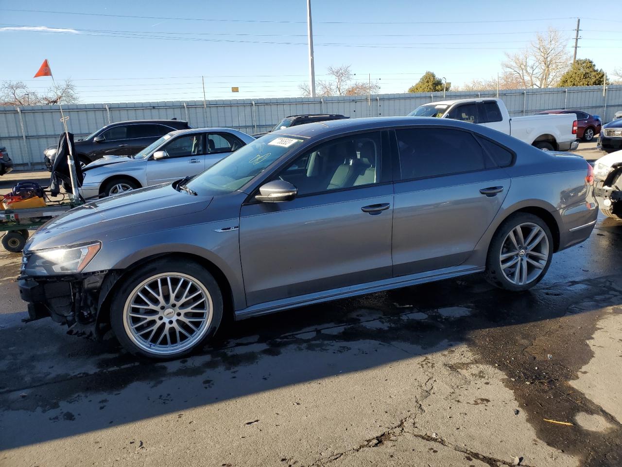 Изображение 2018 VOLKSWAGEN PASSAT S 2018