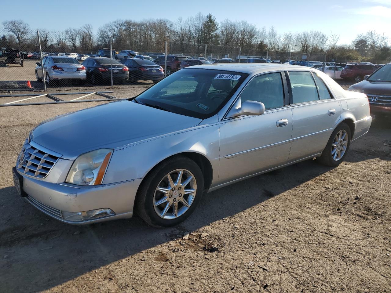 2010 CADILLAC DTS LUXURY COLLECTION 2010 image