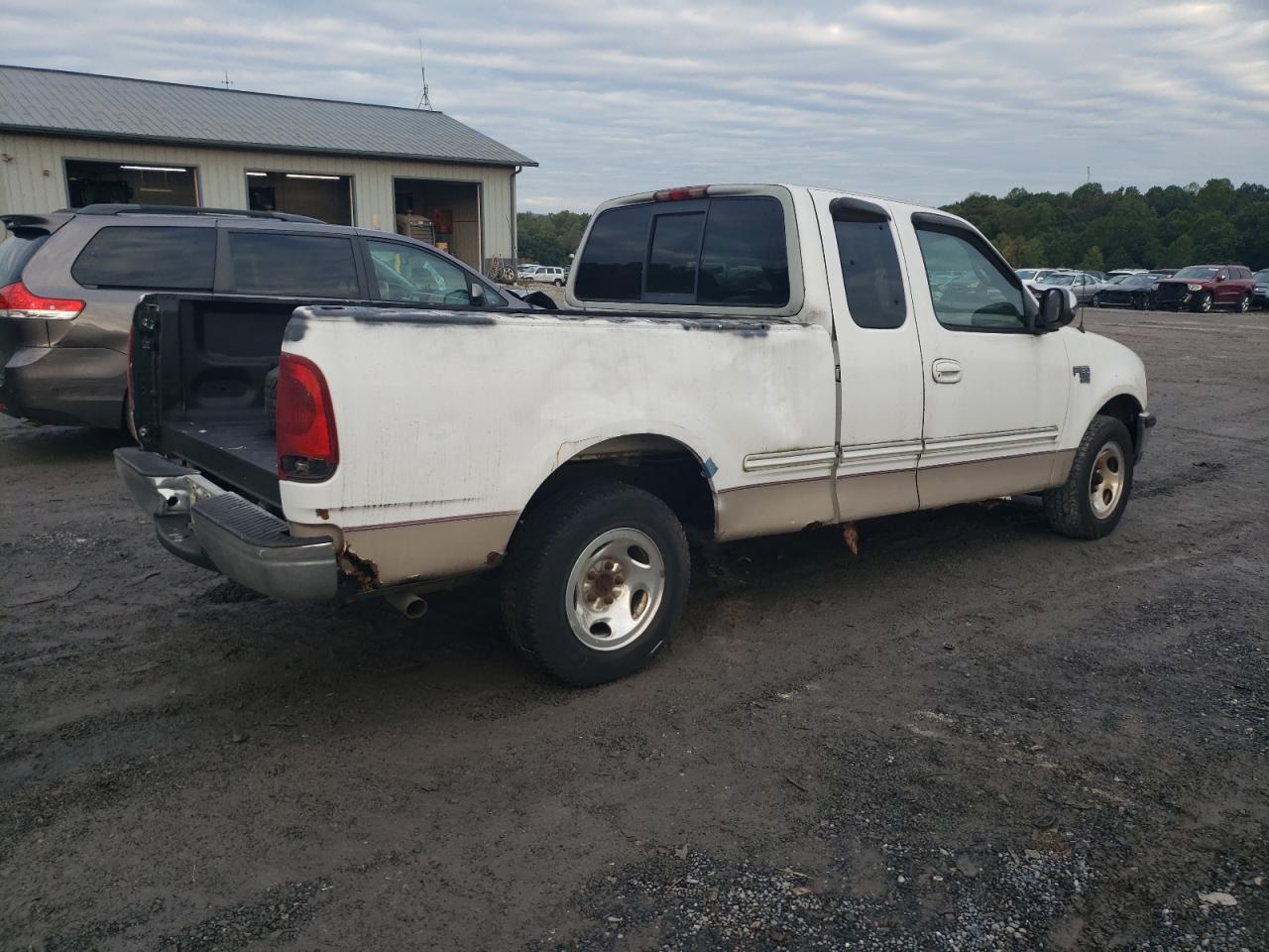 Obraz 3 z 1998 FORD F150  1998 z VIN 1FTZX1768WNA29096