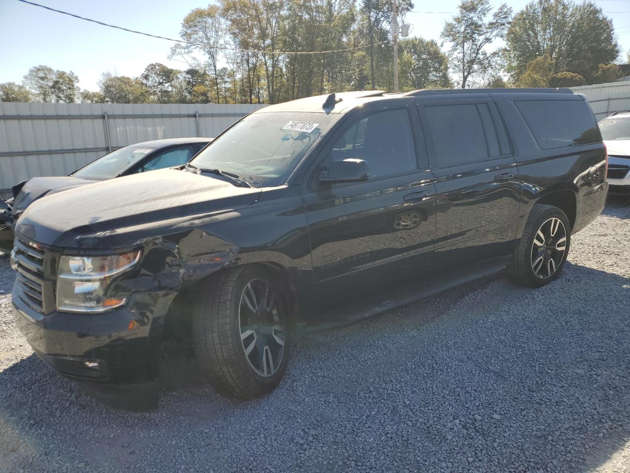 Image 1 of 2019 CHEVROLET SUBURBAN K1500 PREMIER 2019 with VIN 1GNSKJKJ7KR305886