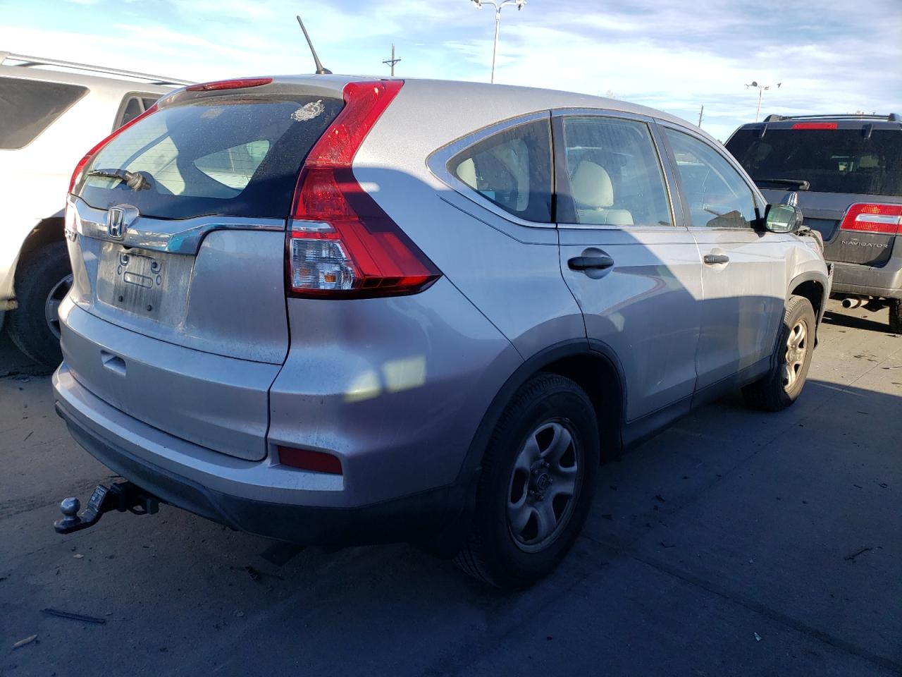 Image 3 of 2015 HONDA CR-V LX 2015 with VIN 2HKRM3H35FH557851