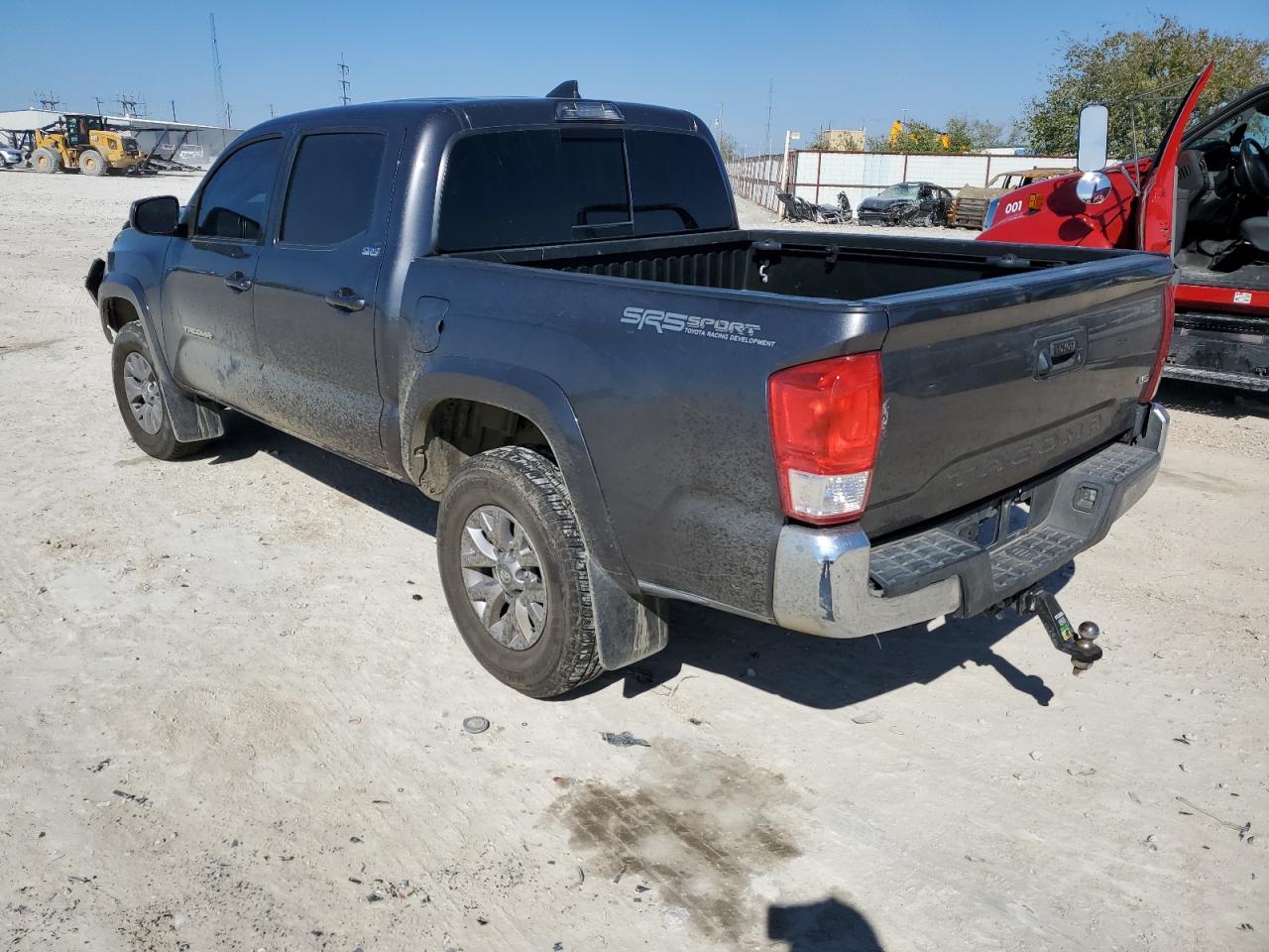Image 2 of 2019 TOYOTA TACOMA DOUBLE CAB 2019 with VIN 5TFAZ5CNXKX086040