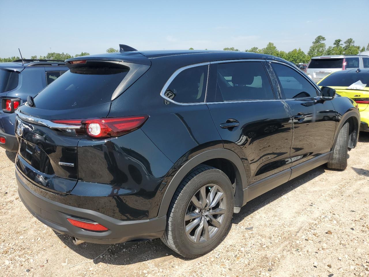 Image 3 of Mazda Cx-9 Touring 2021 with VIN JM3TCACY9M0511957