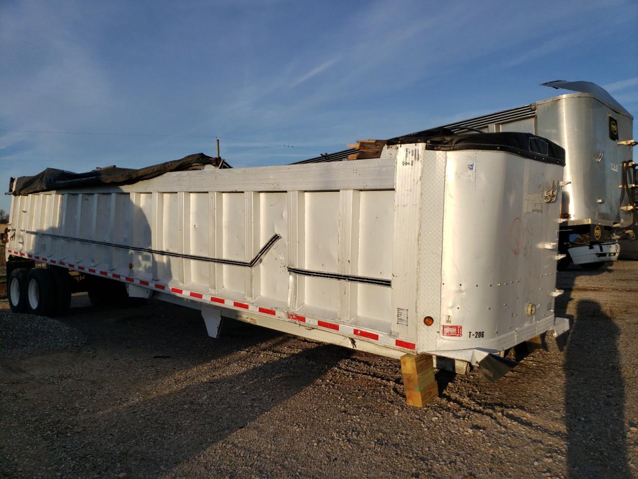 Image 1 of 1995 TRAV TRAILER 1995 with VIN 1T91M392351247521