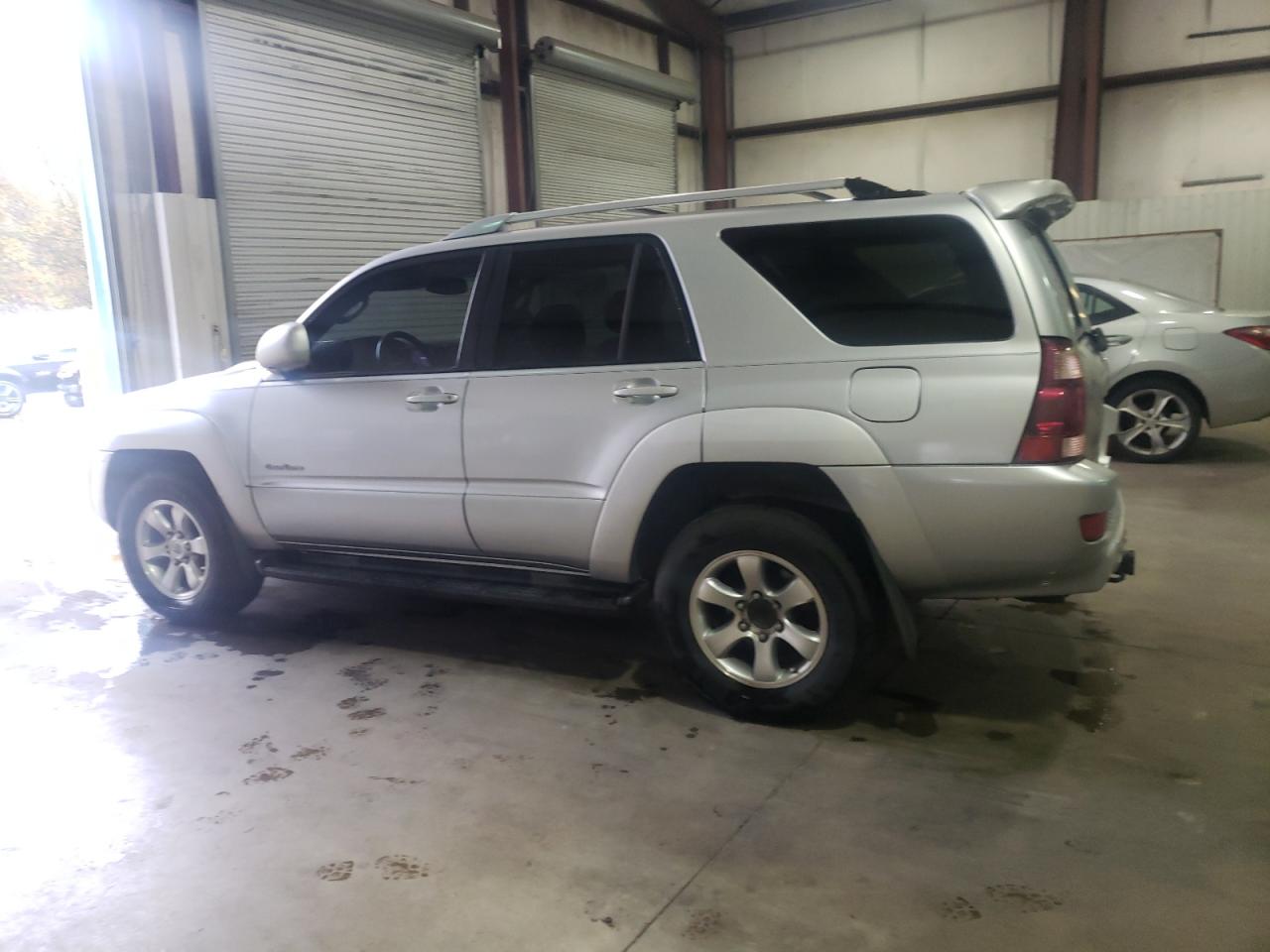 Obraz 2 z 2004 TOYOTA 4RUNNER SR5 2004 z VIN JTEZT14R840018454