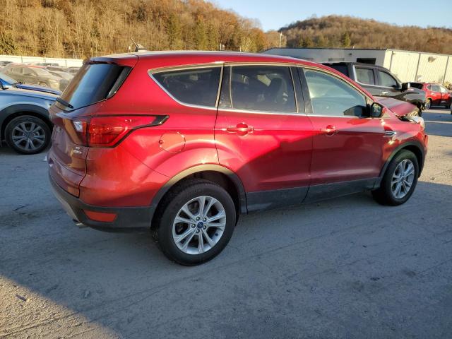 Image 3 of 2019 FORD ESCAPE SE 2019 with VIN 1FMCU9GD4KUB98751