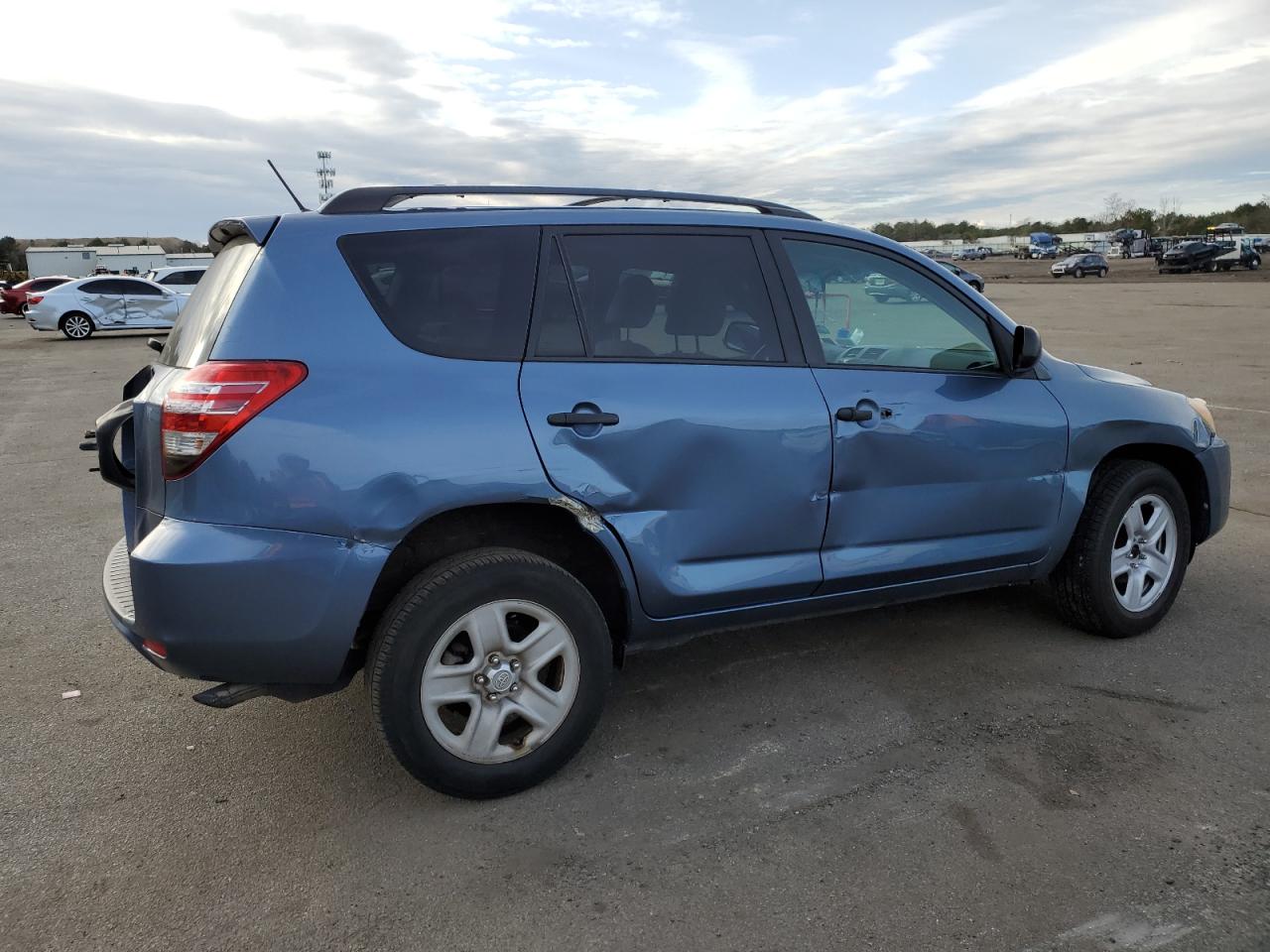 Image 3 of 2010 TOYOTA RAV4  2010 with VIN 2T3ZF4DV4AW037519