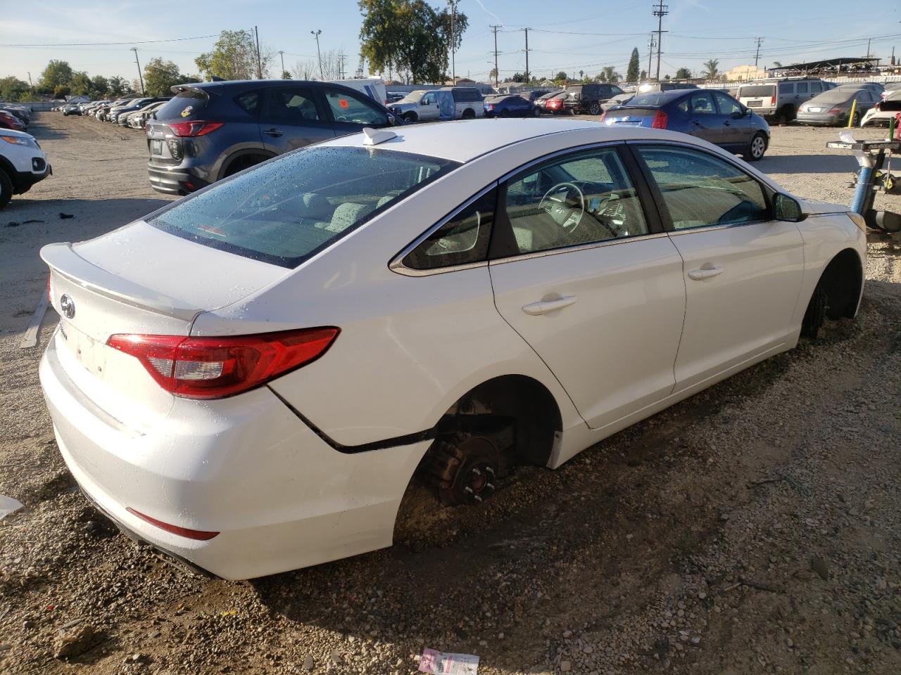 Image 3 of 2015 HYUNDAI SONATA SE 2015 with VIN 5NPE24AF2FH018571