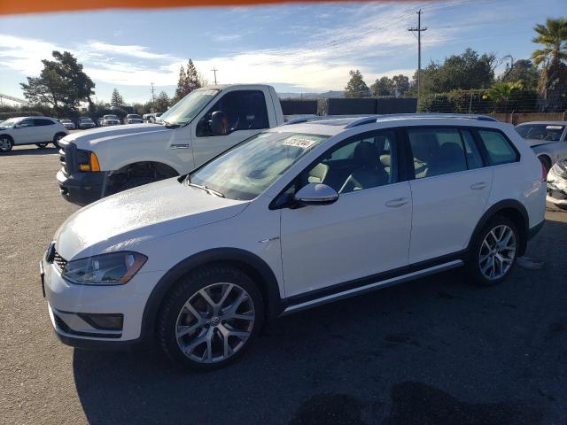 Image 1 of 2017 VOLKSWAGEN GOLF ALLTRACK S 2017 with VIN 3VWH17AU2HM531023