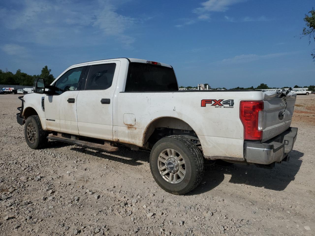 Image 2 of 2019 FORD F250 SUPER DUTY 2019 with VIN 1FT7W2BT5KEC34317