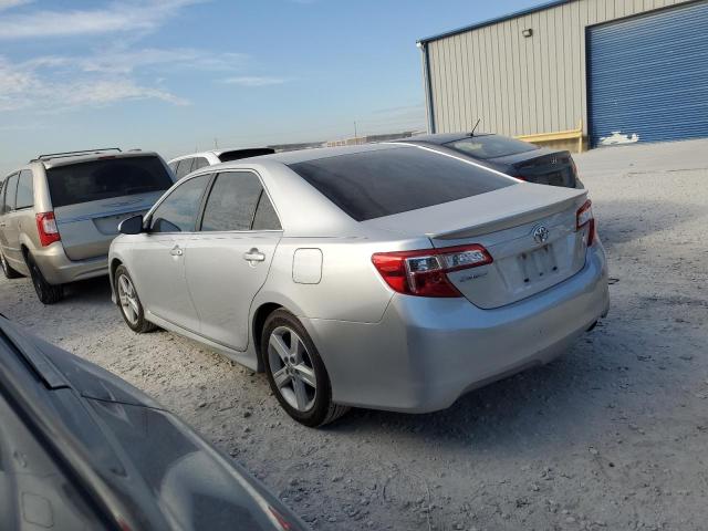 Obraz 2 z 2013 TOYOTA CAMRY L 2013 z VIN 4T1BF1FK6DU641024