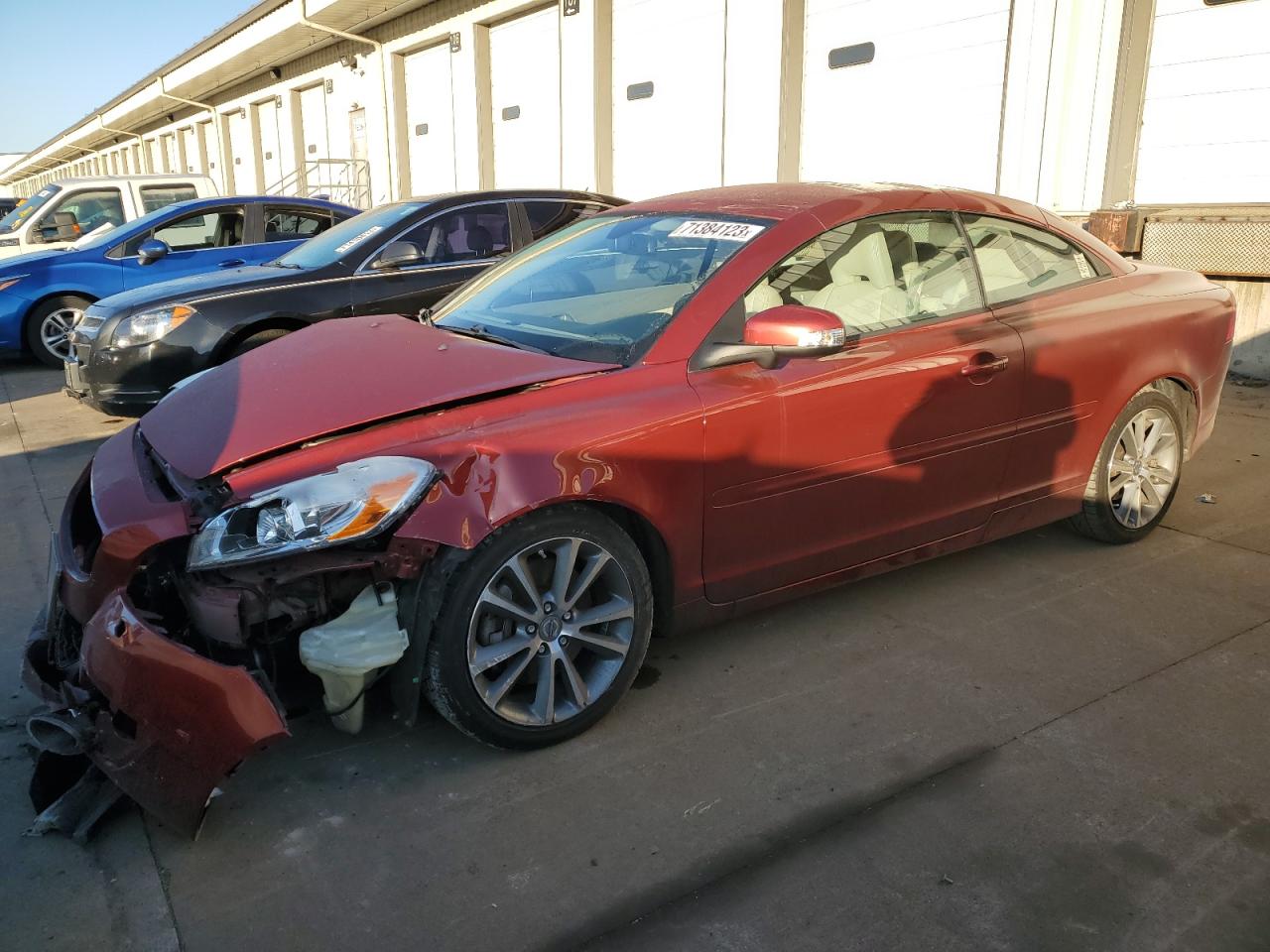 Image 1 of 2011 VOLVO C70 T5 2011 with VIN YV1672MC3BJ118251