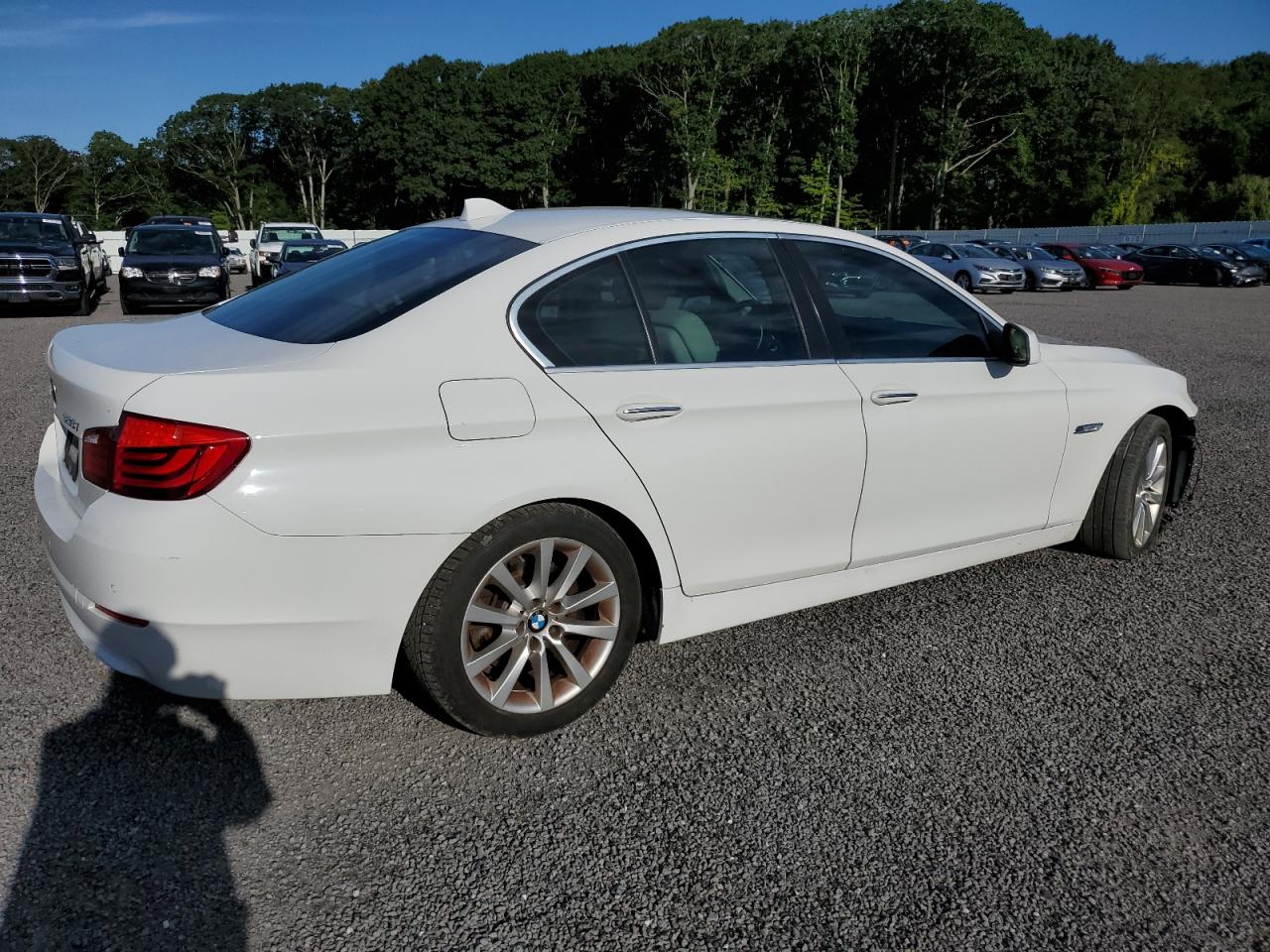 Obraz 3 z 2013 BMW 528 XI 2013 z VIN WBAXH5C50DD107265