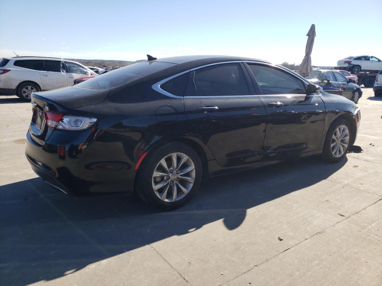 Изображение 3 2015 CHRYSLER 200 C 2015 с VIN 1C3CCCCG9FN515223