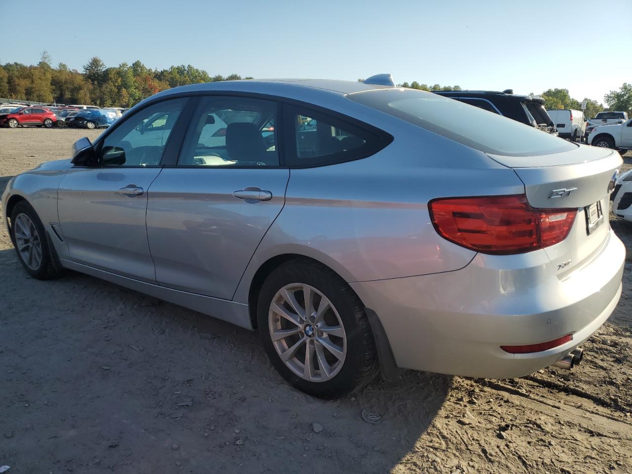 Obraz 2 z 2014 BMW 328 XIGT 2014 z VIN WBA3X5C53ED243120
