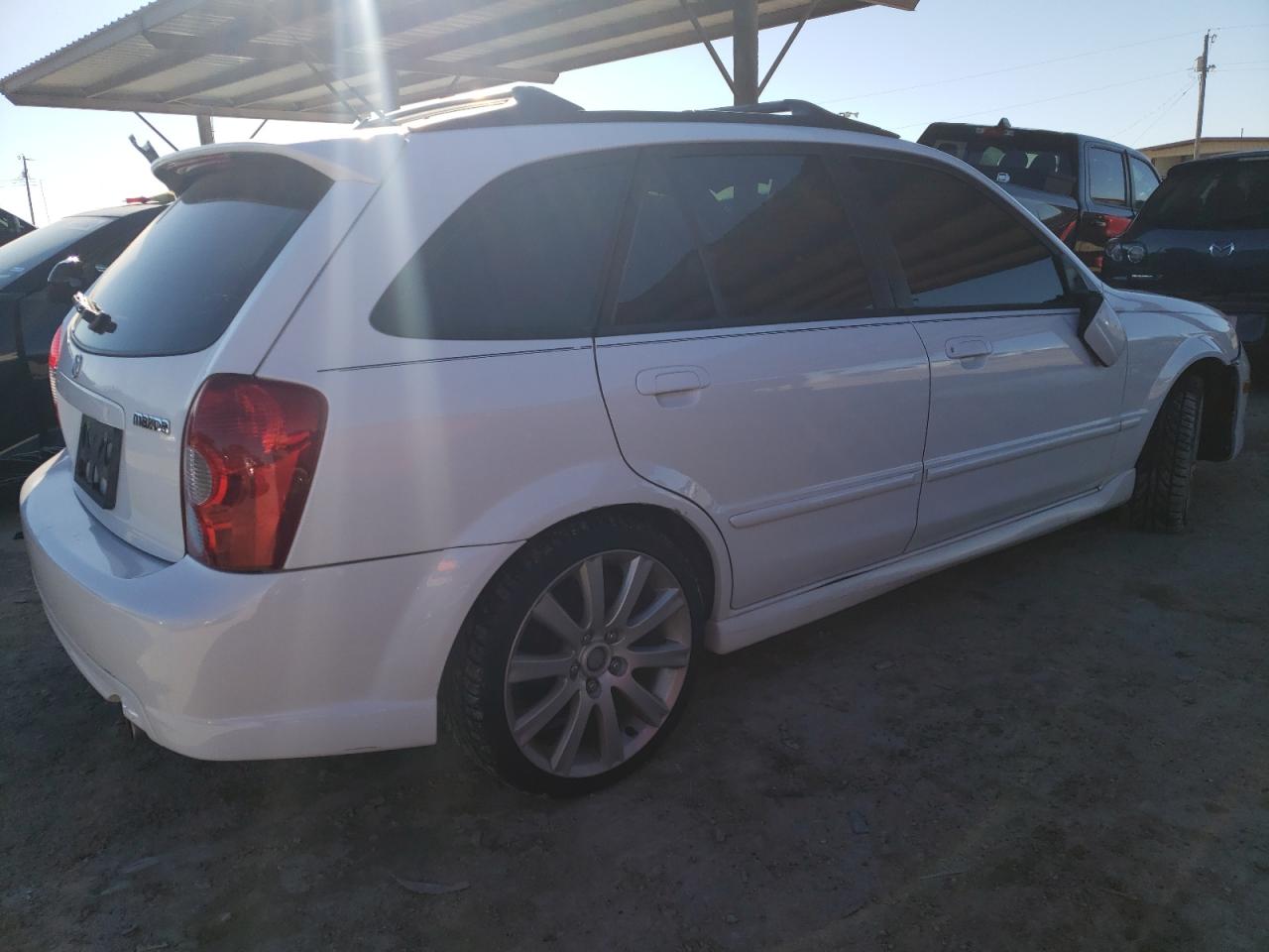 Image 3 of 2002 MAZDA PROTEGE PR5 2002 with VIN JM1BJ245121514282