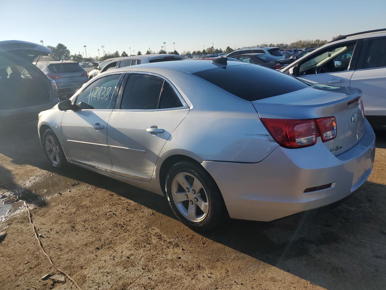 Изображение 2 2015 CHEVROLET MALIBU LS 2015 с VIN 1G11B5SL5FF180769