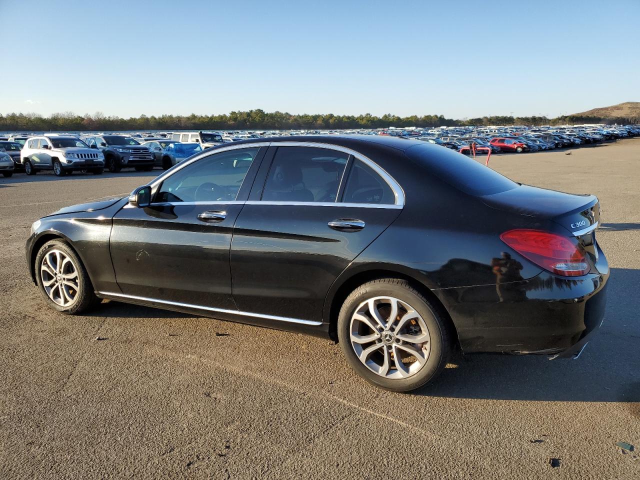 Изображение 2 2018 MERCEDES-BENZ C 300 4MATIC 2018 с VIN 55SWF4KB1JU242067