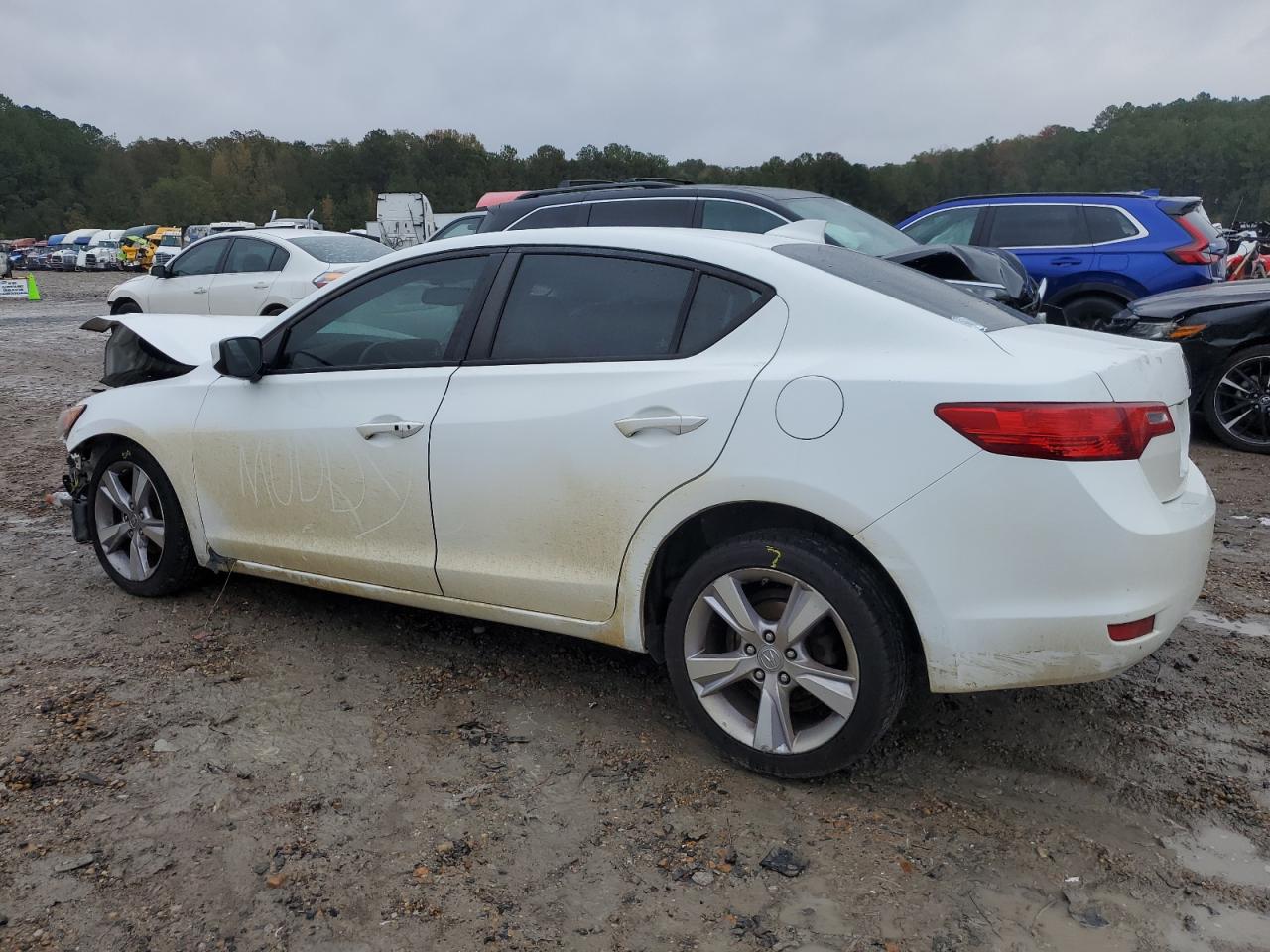 Image 2 of 2013 ACURA ILX 20 TECH 2013 with VIN 19VDE1F73DE014767