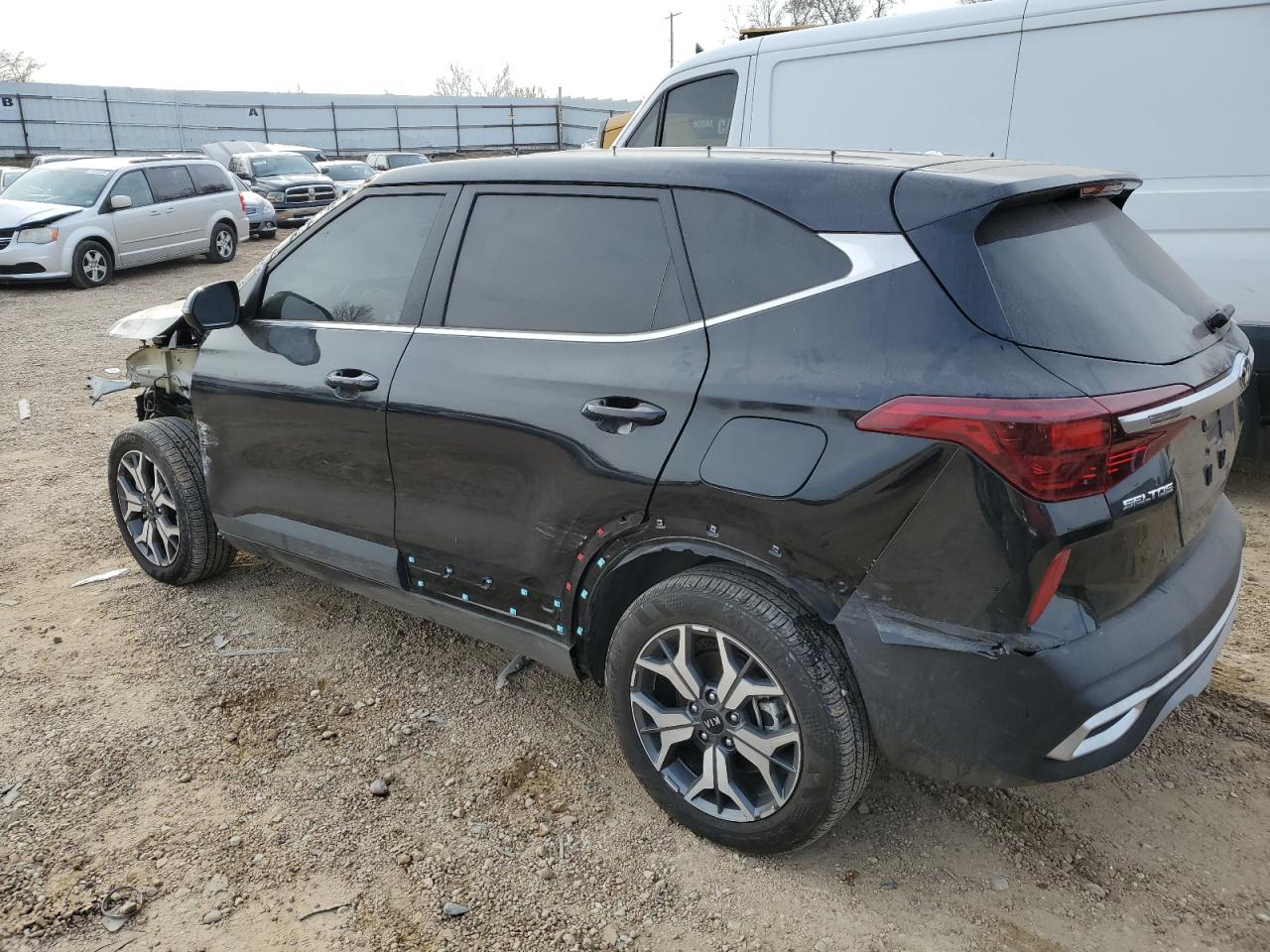 Obraz 2 z 2021 KIA SELTOS EX 2021 z VIN KNDERCAA2M7211797