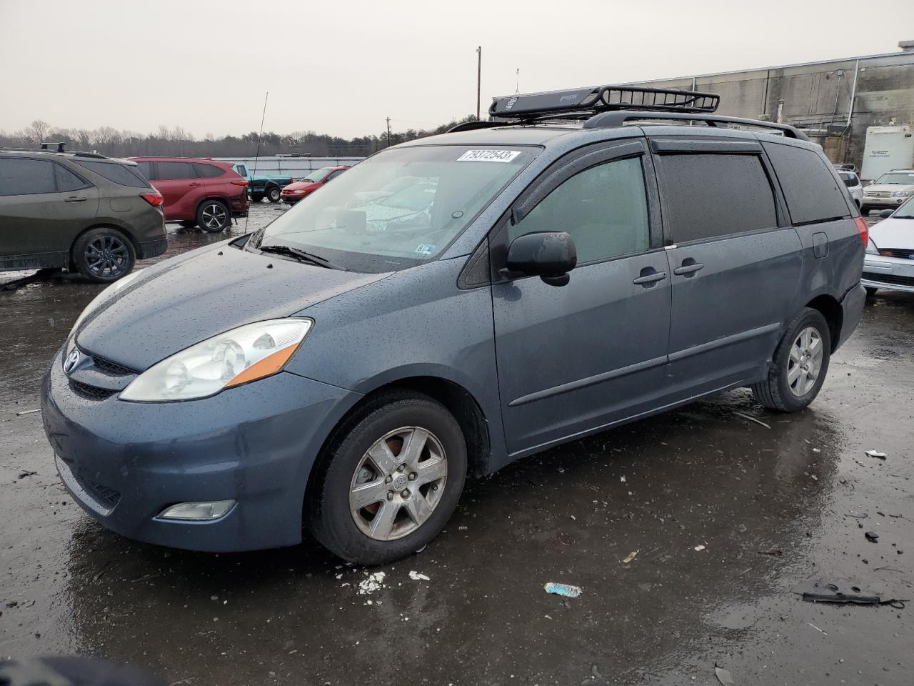 2010 TOYOTA SIENNA CE 2010 image