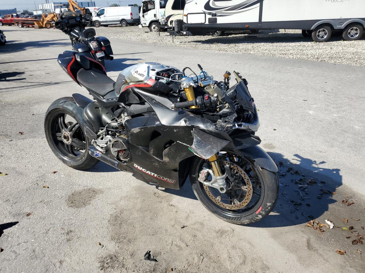 2021 DUCATI PANIGALE V4 2021 image