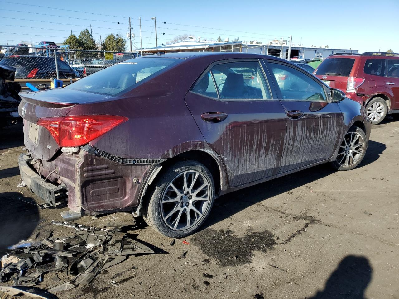 Изображение 3 2017 TOYOTA COROLLA L 2017 с VIN 5YFBURHE7HP601599