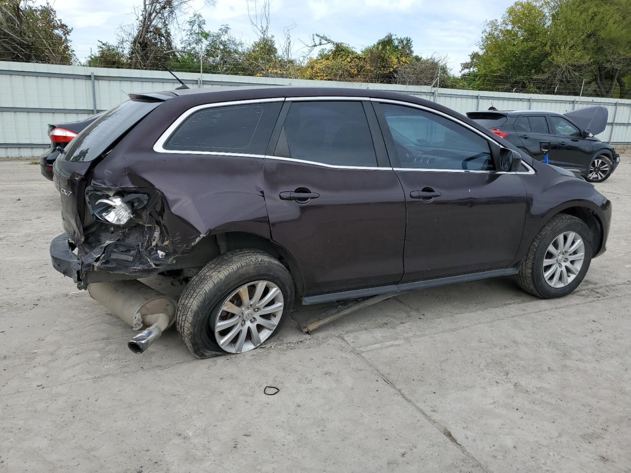 Image 3 of 2011 MAZDA CX-7  2011 with VIN JM3ER2AM5B0400428