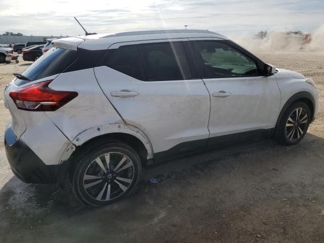 Image 3 of 2019 NISSAN KICKS S 2019 with VIN 3N1CP5CUXKL515648