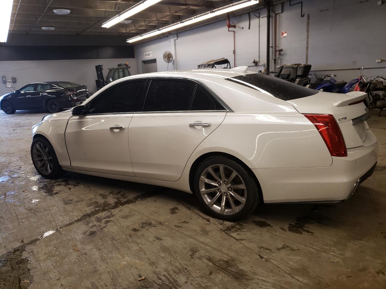 Image 2 of 2018 CADILLAC CTS LUXURY 2018 with VIN 1G6AR5SX6J0148062