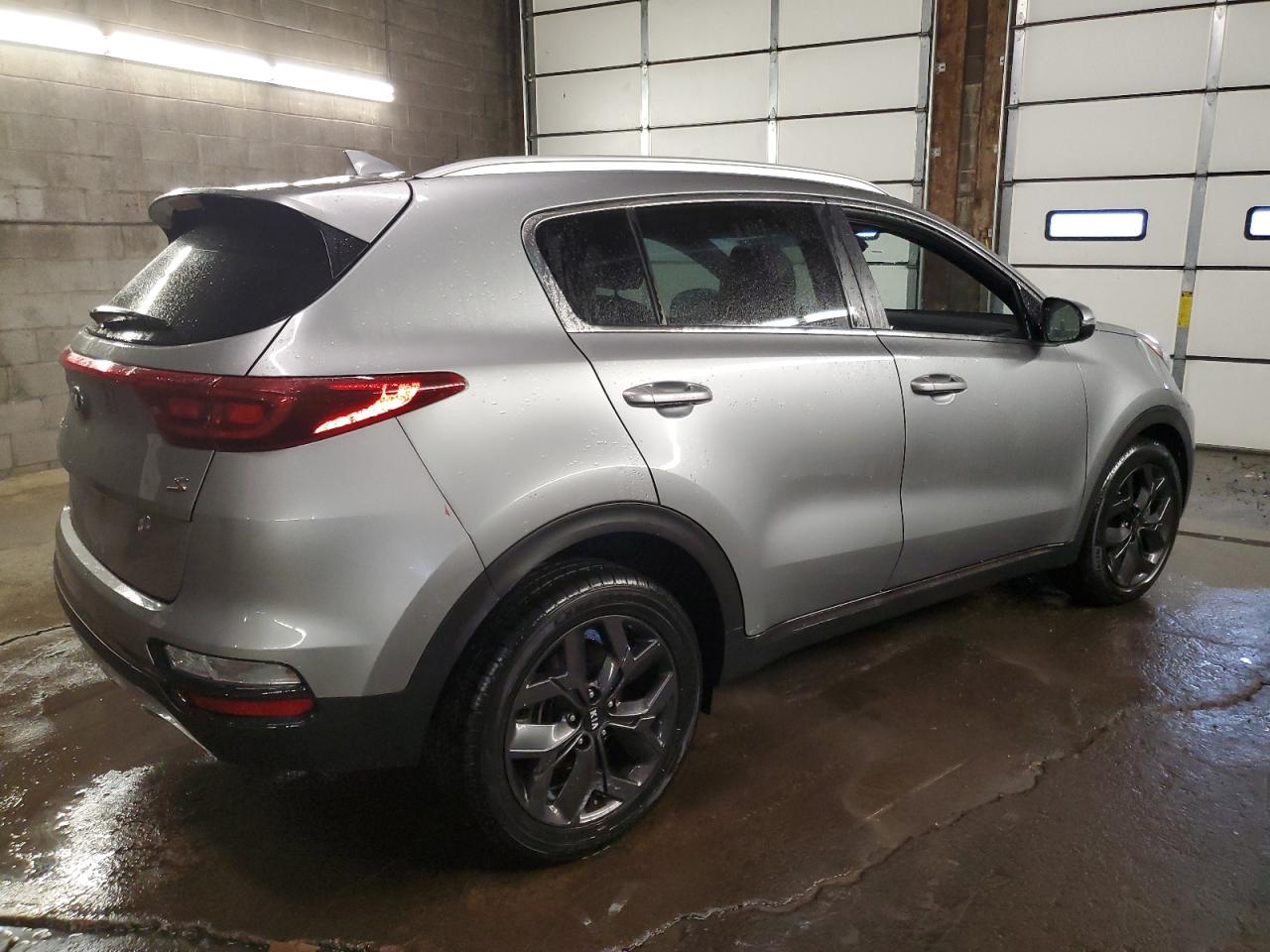 Obraz 3 z 2020 KIA SPORTAGE S 2020 z VIN KNDP63AC7L7704053