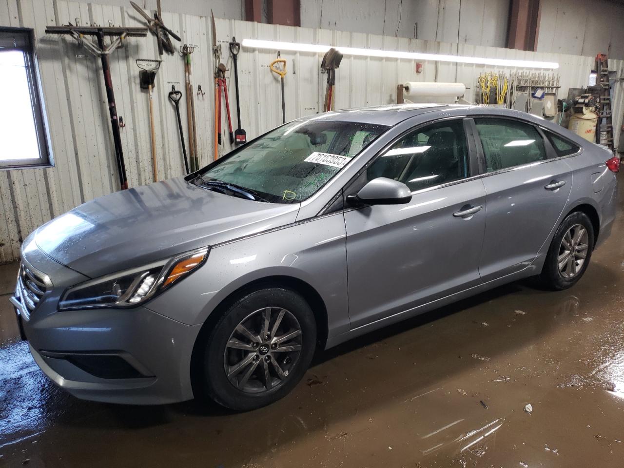 Изображение 1 2016 HYUNDAI SONATA SE 2016 с VIN 5NPE24AFXGH363879