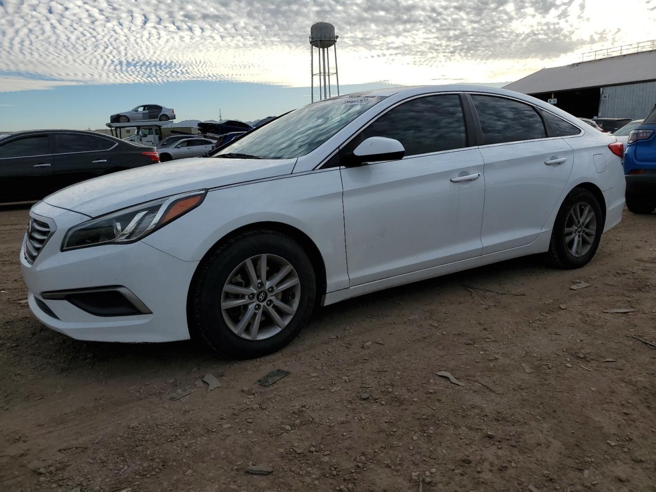 Obraz 1 z 2016 HYUNDAI SONATA SE 2016 z VIN 5NPE24AF5GH340431