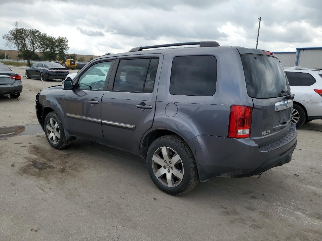 Obraz 2 z 2015 HONDA PILOT TOURING 2015 z VIN 5FNYF3H95FB019336