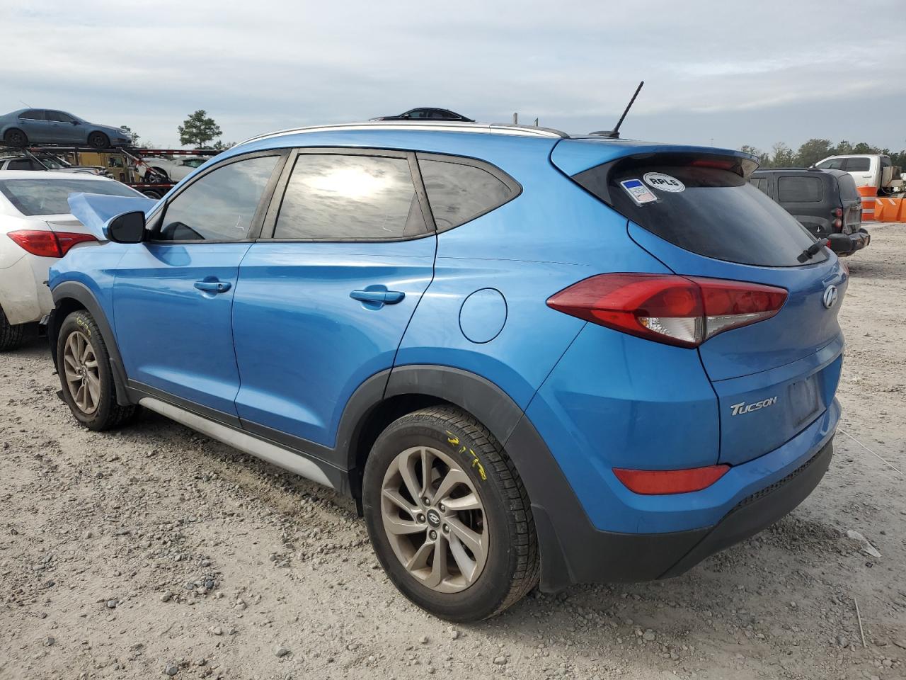 Изображение 2 2017 HYUNDAI TUCSON LIMITED 2017 с VIN KM8J33A46HU397857