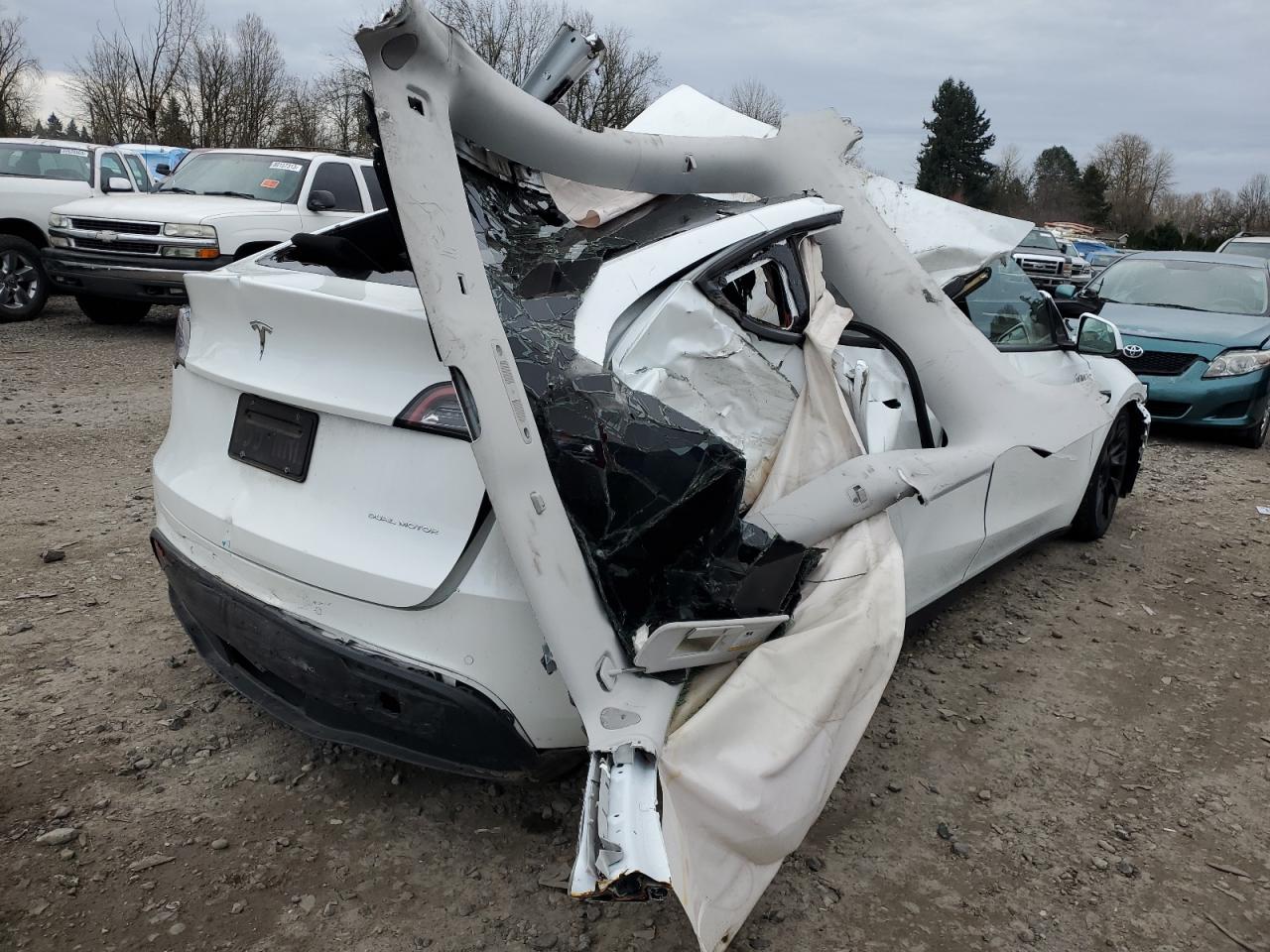 Image 3 of 2022 TESLA MODEL Y  2022 with VIN 7SAYGDEE1NF481284