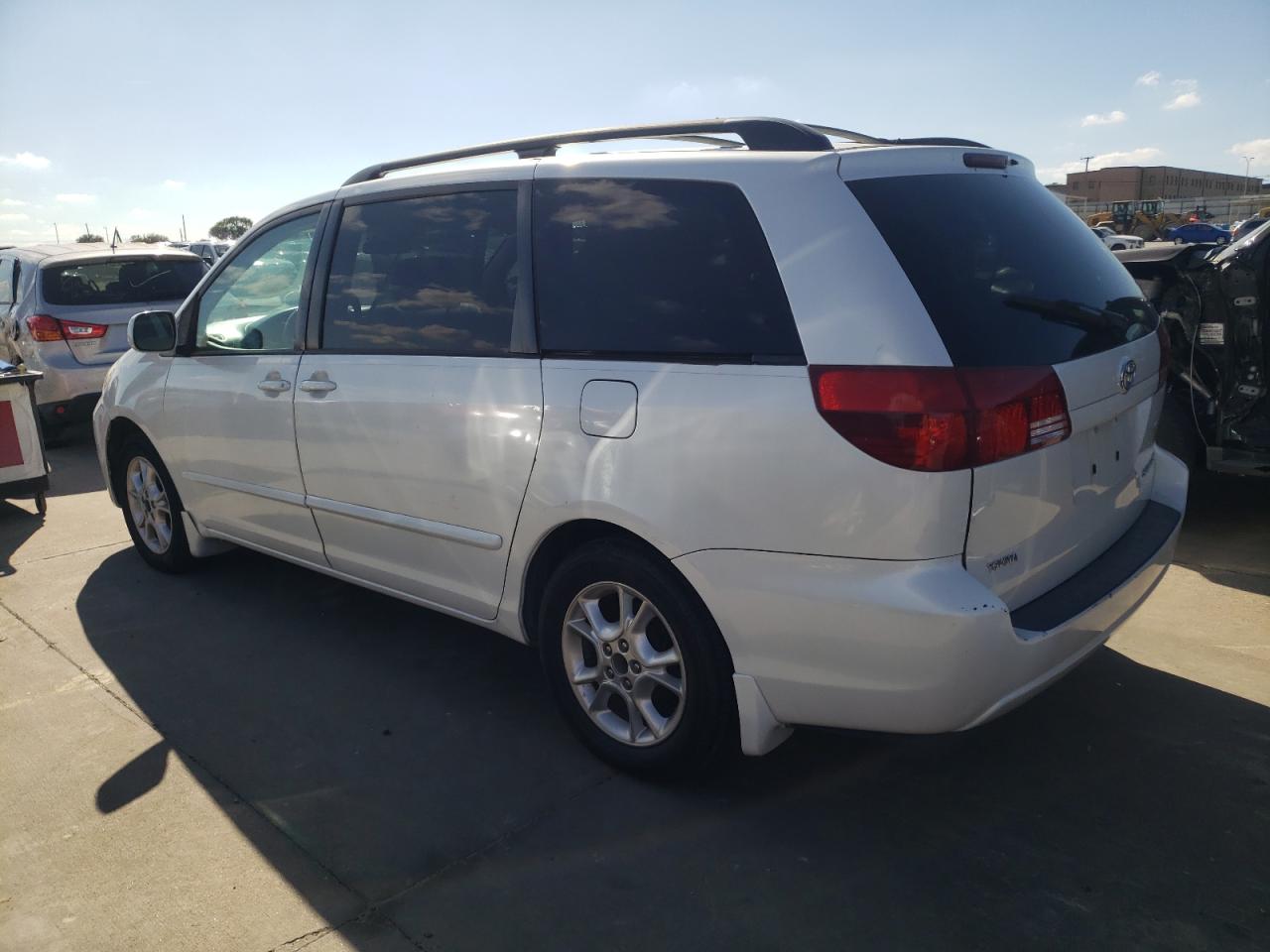 Obraz 2 z 2005 TOYOTA SIENNA XLE 2005 z VIN 5TDZA22C85S285963