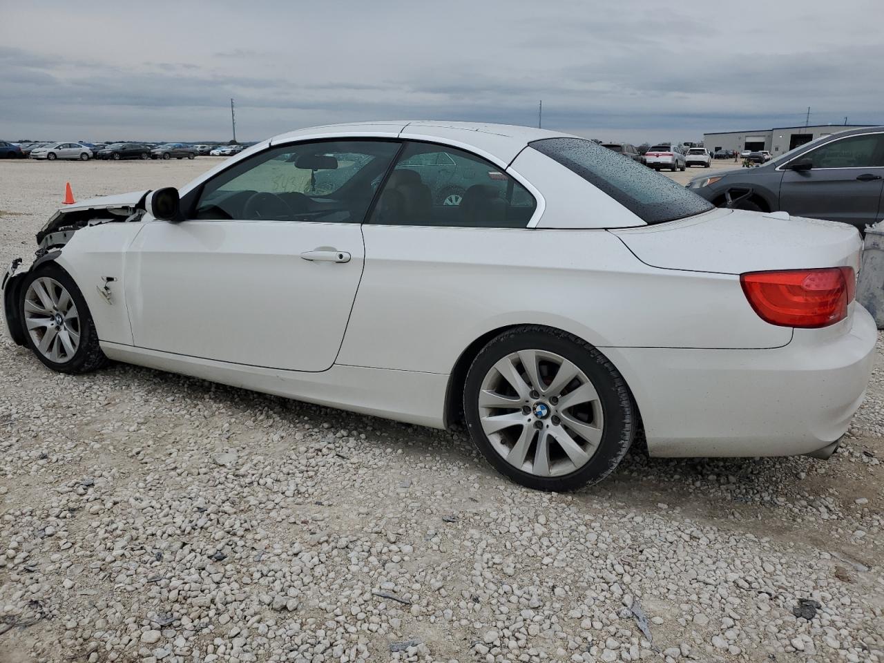 Obraz 2 z 2013 BMW 328 I SULEV 2013 z VIN WBADW7C50DE733235