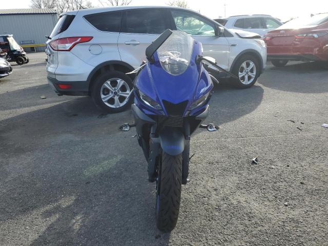 Изображение 2 2023 YAMAHA YZFR3 A 2023 с VIN MH3RH18Y3PK012546