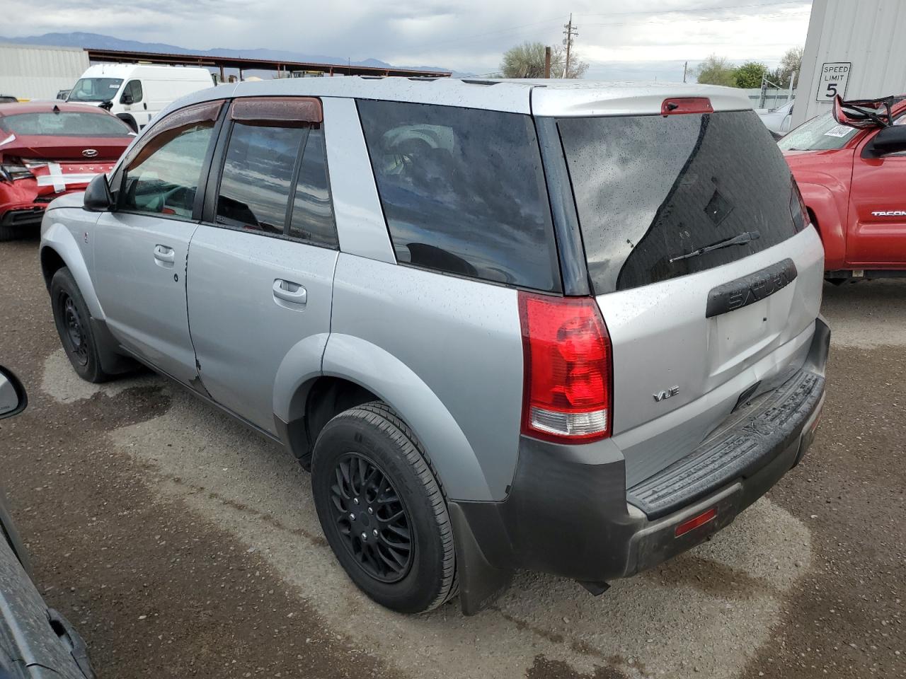 Изображение 2 2005 SATURN VUE  2005 с VIN 5GZCZ33D45S822488