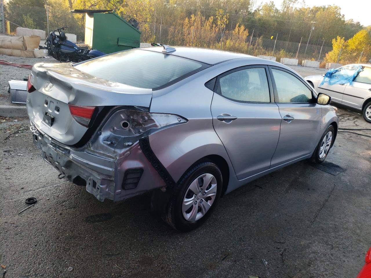 Image 3 of 2016 HYUNDAI ELANTRA SE 2016 with VIN 5NPDH4AE2GH681108