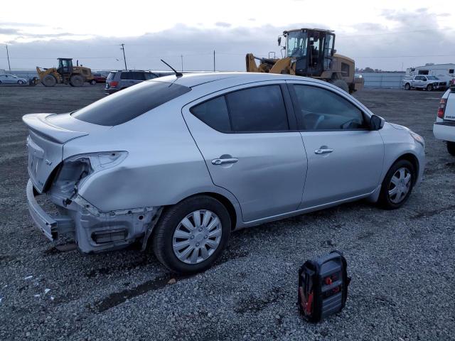 Obraz 3 z 2015 NISSAN VERSA S 2015 z VIN 3N1CN7AP6FL948677