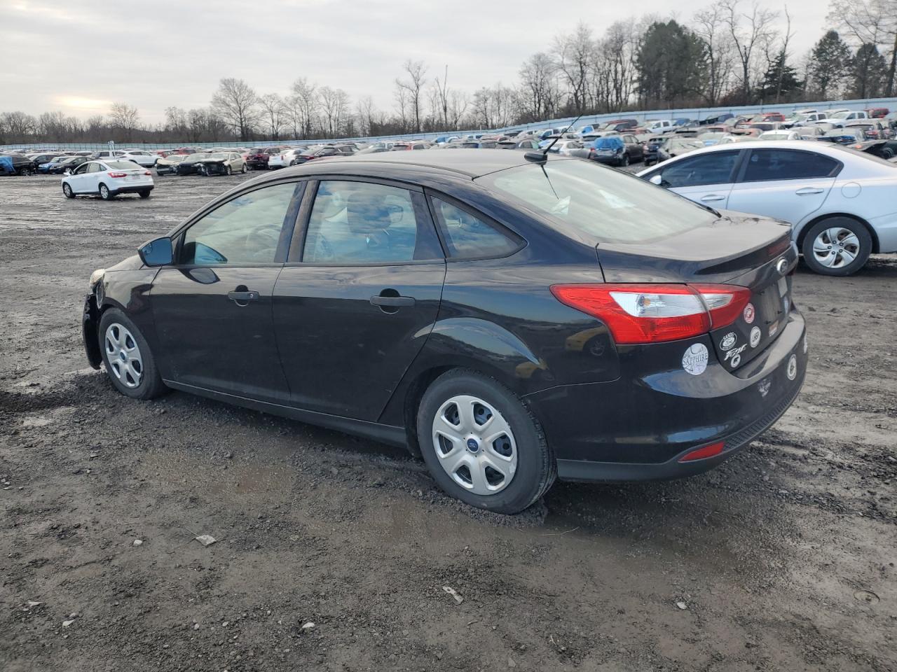 Изображение 2 2014 FORD FOCUS S 2014 с VIN 1FADP3E2XEL402564