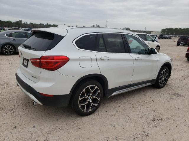 Obraz 3 z 2022 BMW X1 SDRIVE28I 2022 z VIN WBXJG7C03N5V17309