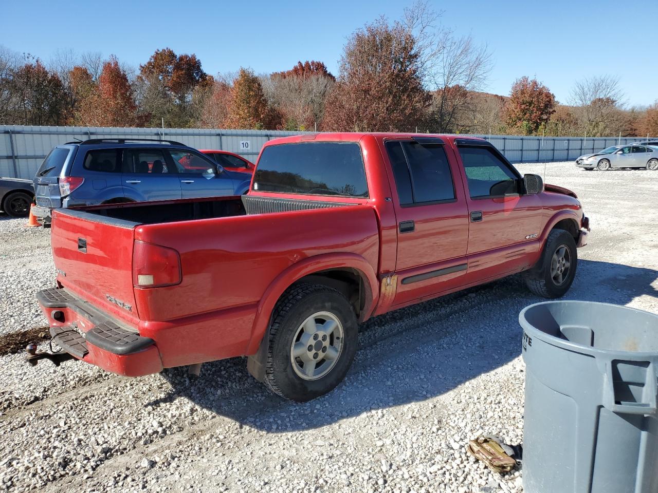 Изображение 3 2004 CHEVROLET S TRUCK S10 2004 с VIN 1GCDT13X44K135810