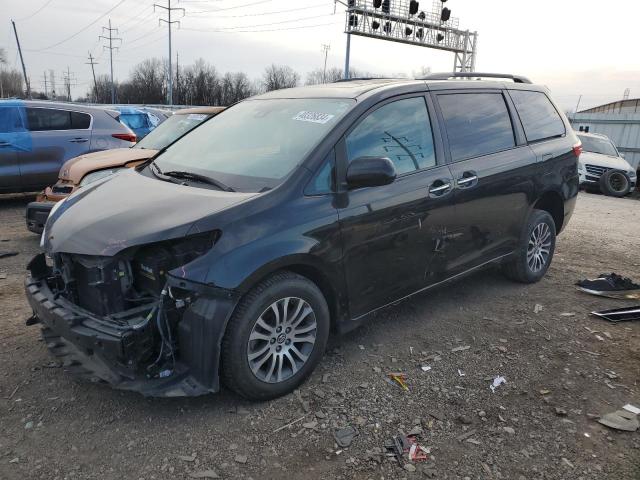 Image 1 of 2018 TOYOTA SIENNA XLE 2018 with VIN 5TDYZ3DC9JS934459