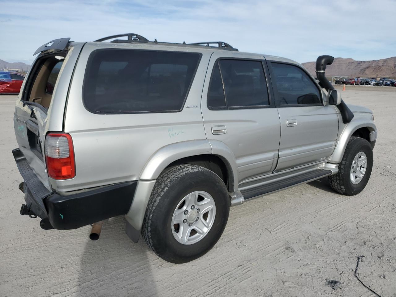 Image 3 of 1999 TOYOTA 4RUNNER LIMITED 1999 with VIN JT3GN87R9X0129422