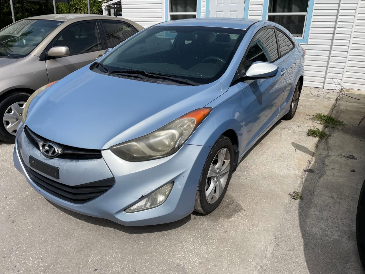Image 2 of 2013 HYUNDAI ELANTRA COUPE GS 2013 with VIN KMHDH6AE1DU000526