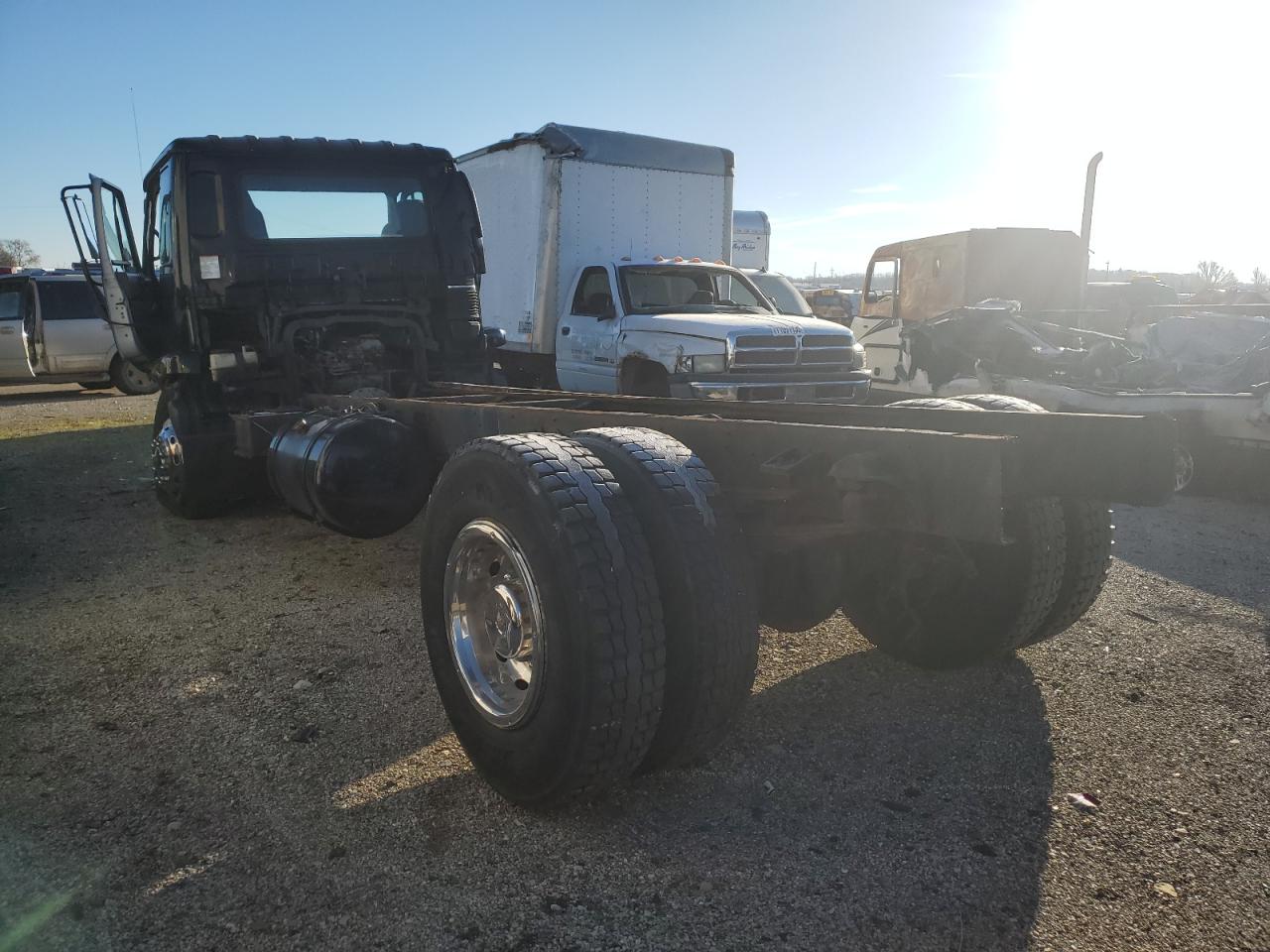 Obraz 2 z 2006 NISSAN DIESEL UD3300  2006 z VIN JNAPC80L46AR55064