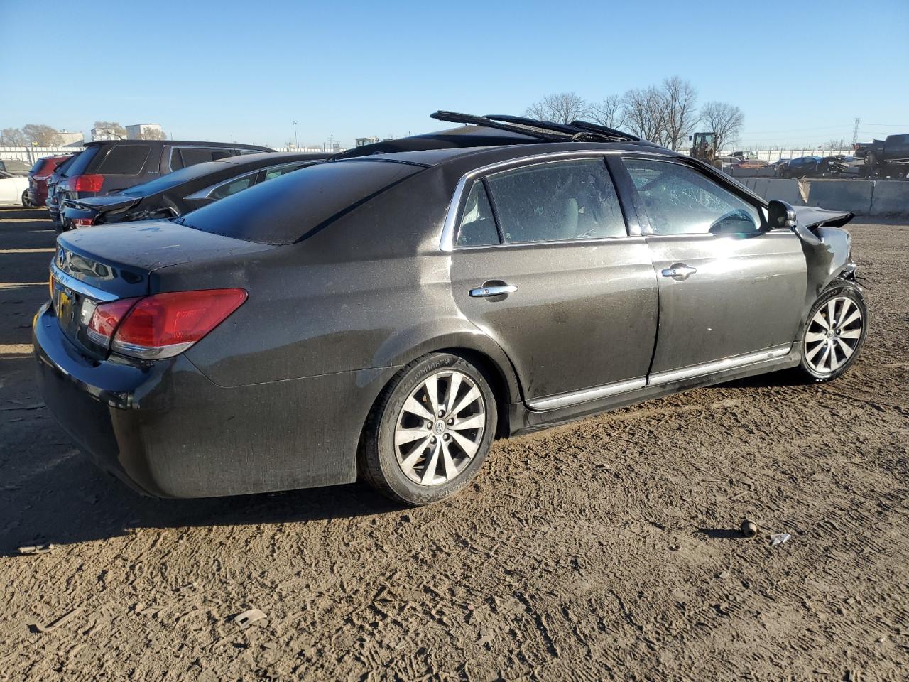 Image 3 of 2011 TOYOTA AVALON BASE 2011 with VIN 4T1BK3DB5BU399298